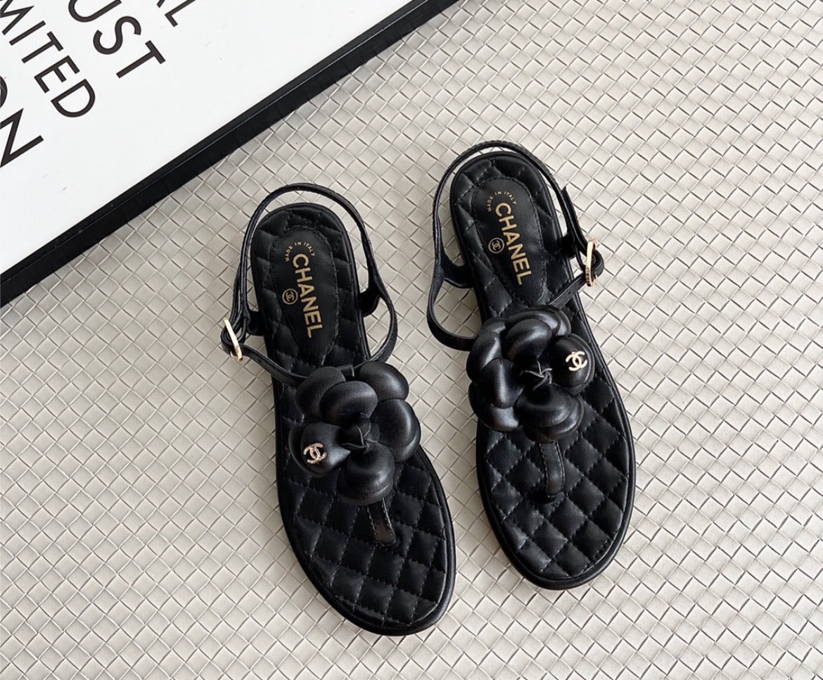 Chanel woman black sandal