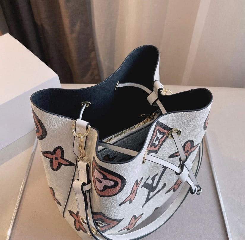 LV ladies Handbag