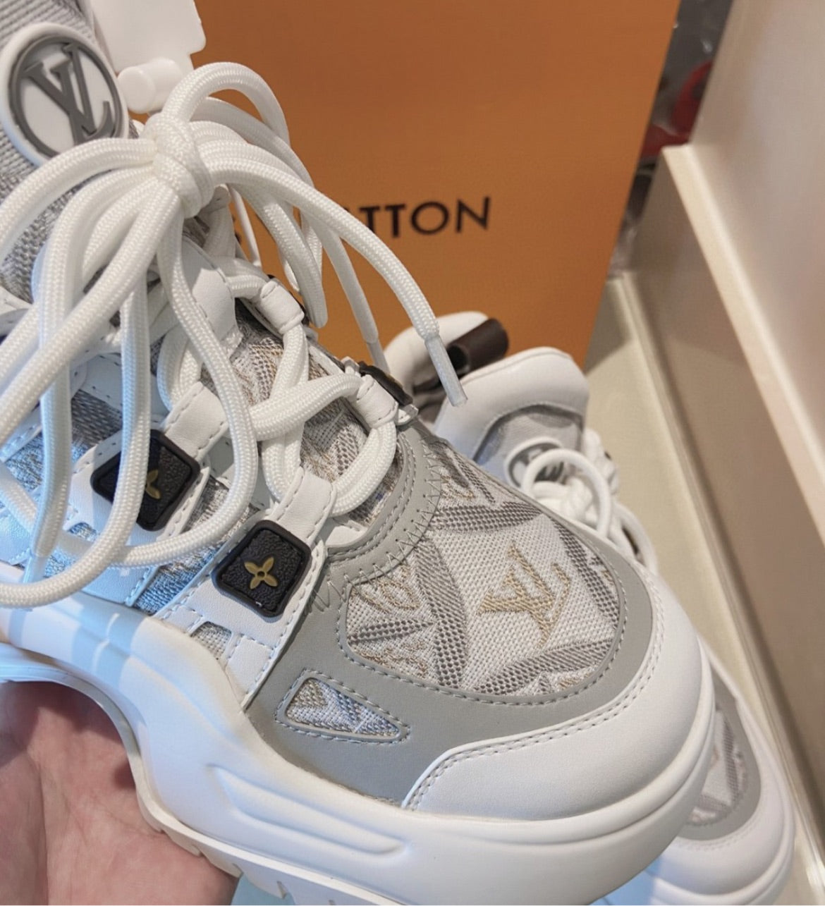 Louis V new grey/brown sneaker