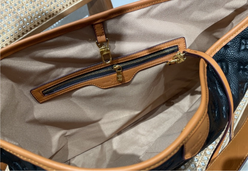 New LV large shoulder bag