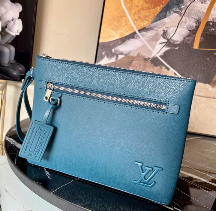 New LV aerogram iPad