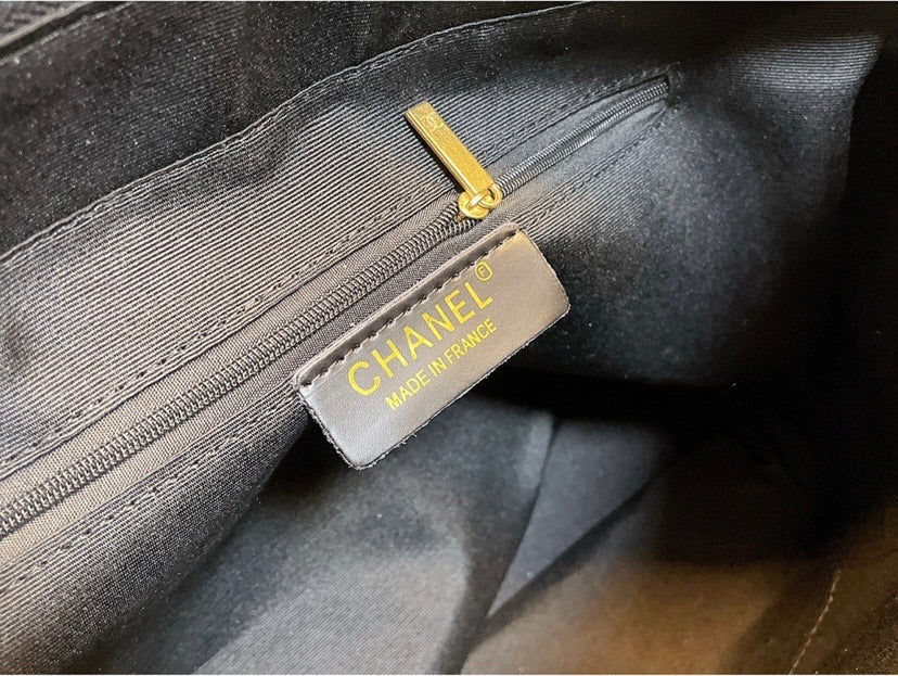 Chanel Leather black handbag