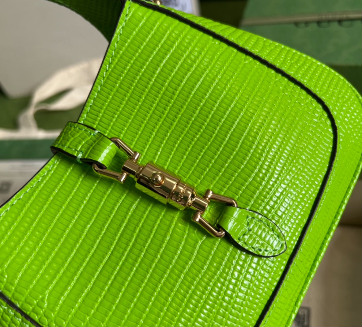 Woman new Gucci shoulder handbag