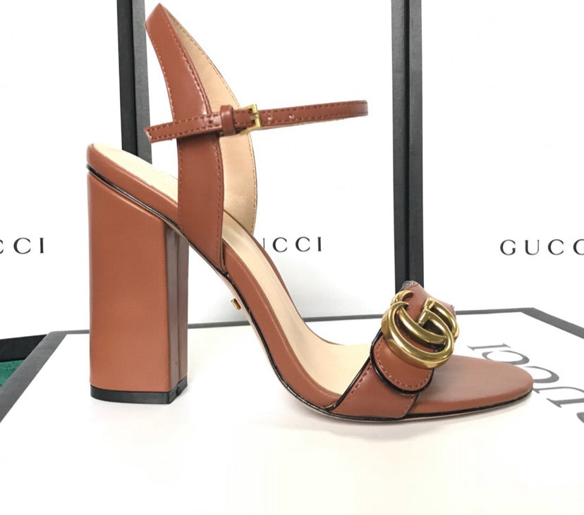 Woman Gucci shoes