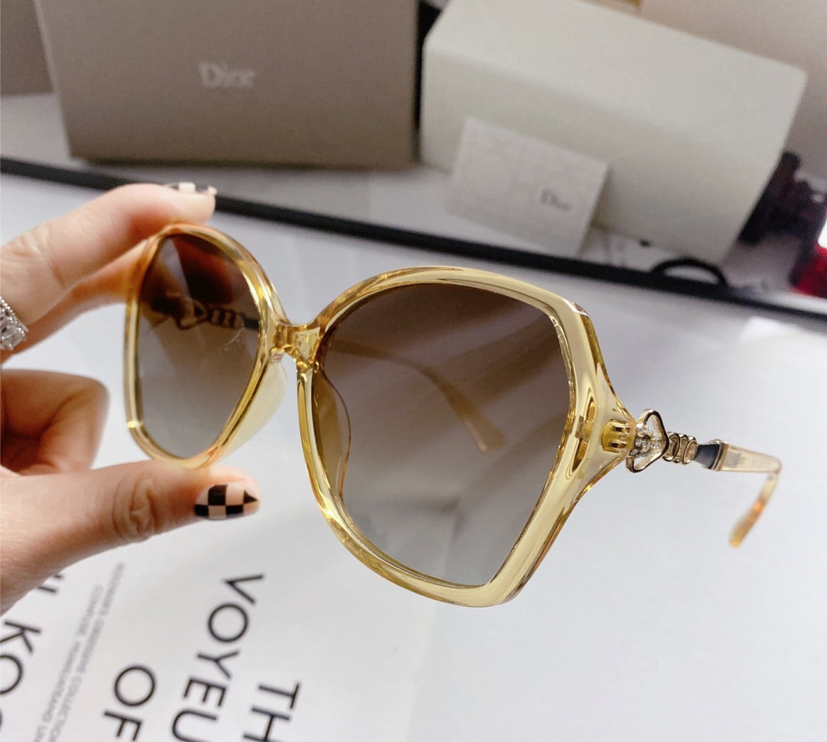 Gucci new sunglasses