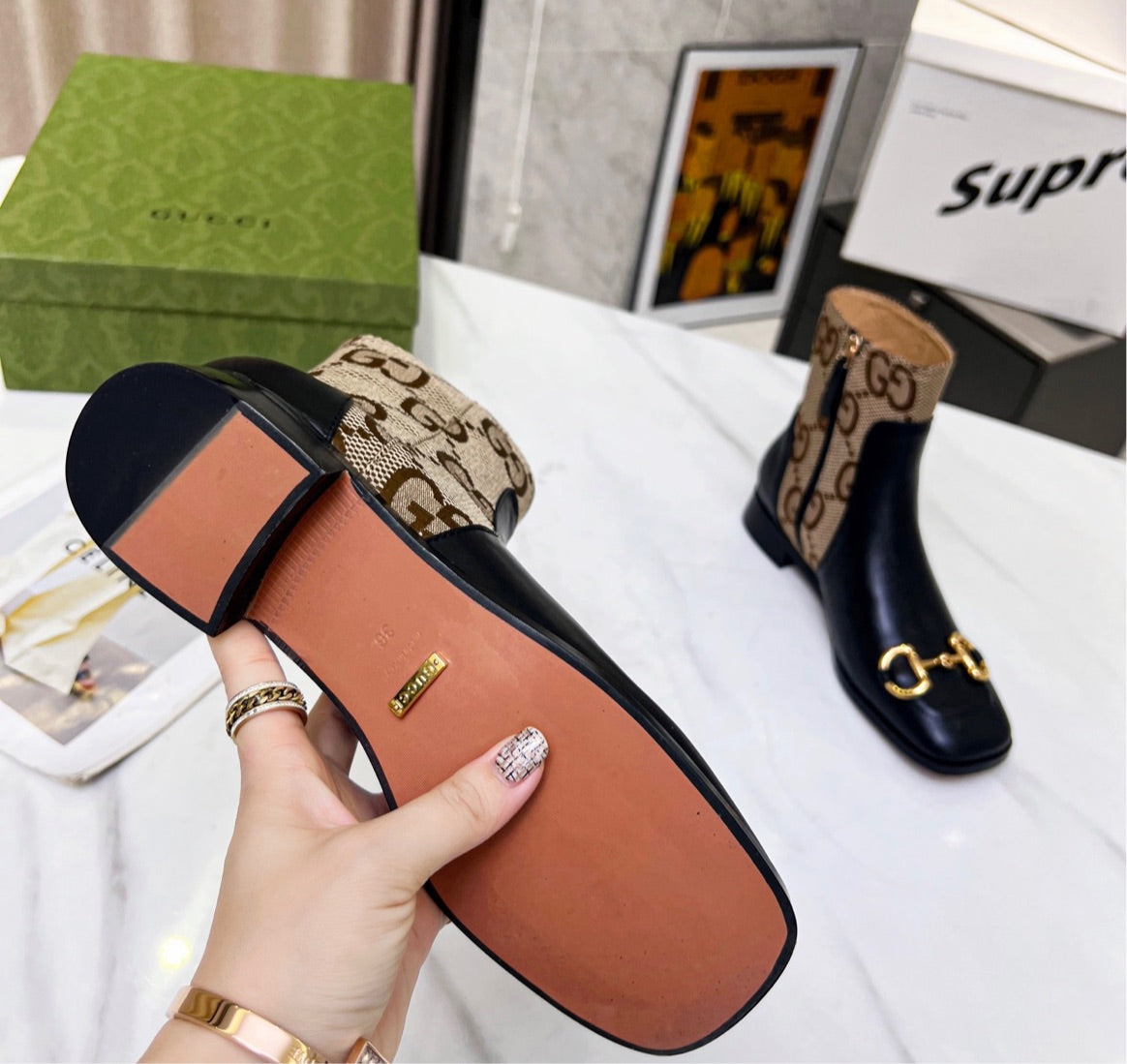 New woman Gucci low cut boot