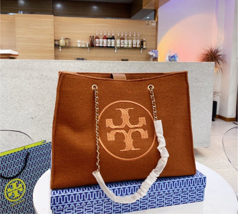 Tory Burch woman shoulder Handbag