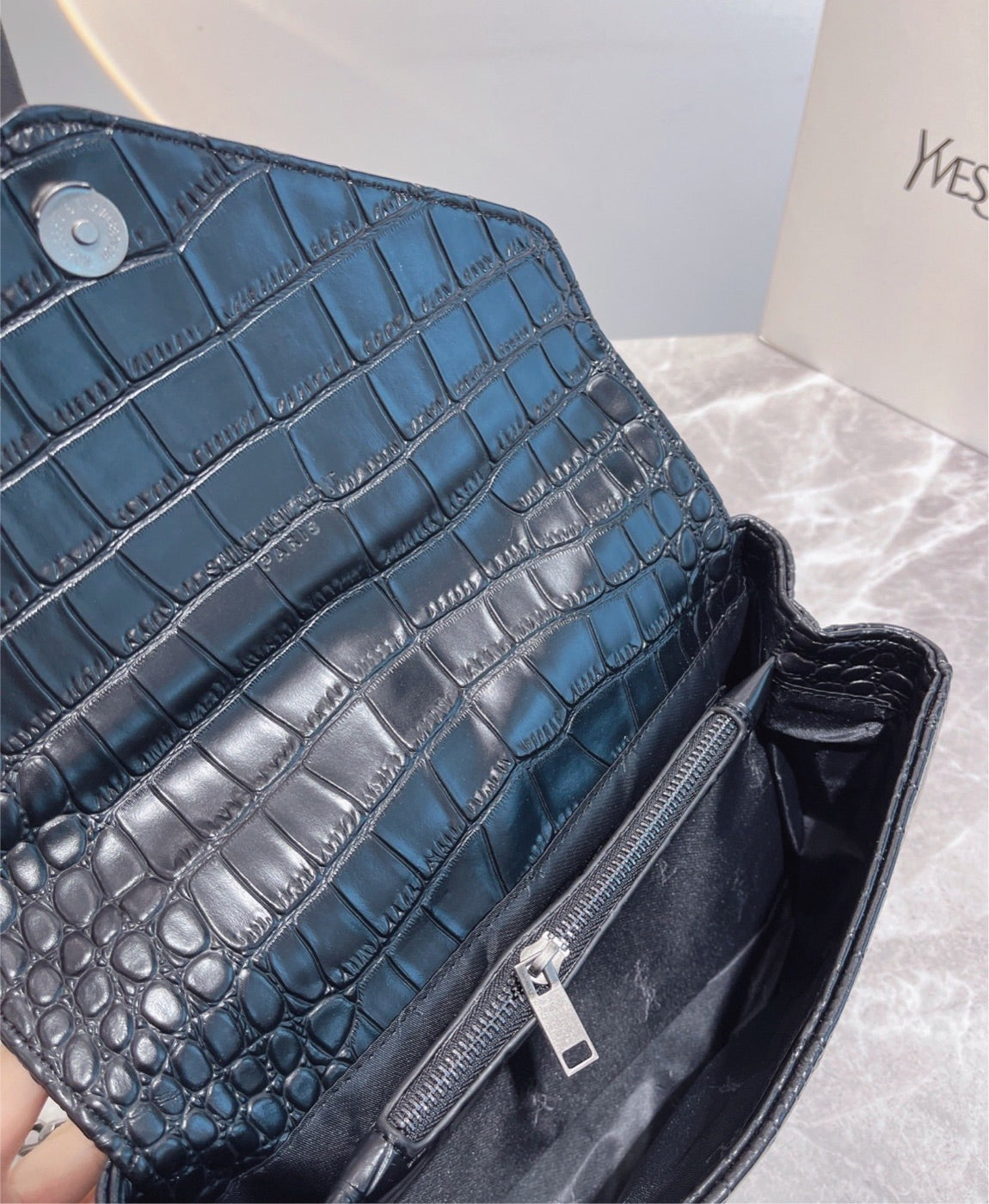 Black new woman YSL shoulder handbag