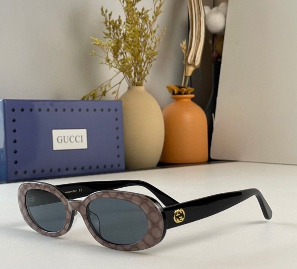 New Woman Gucci frames /sunglasses
