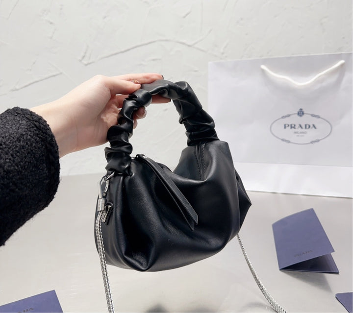New woman Prada shoulder handbag