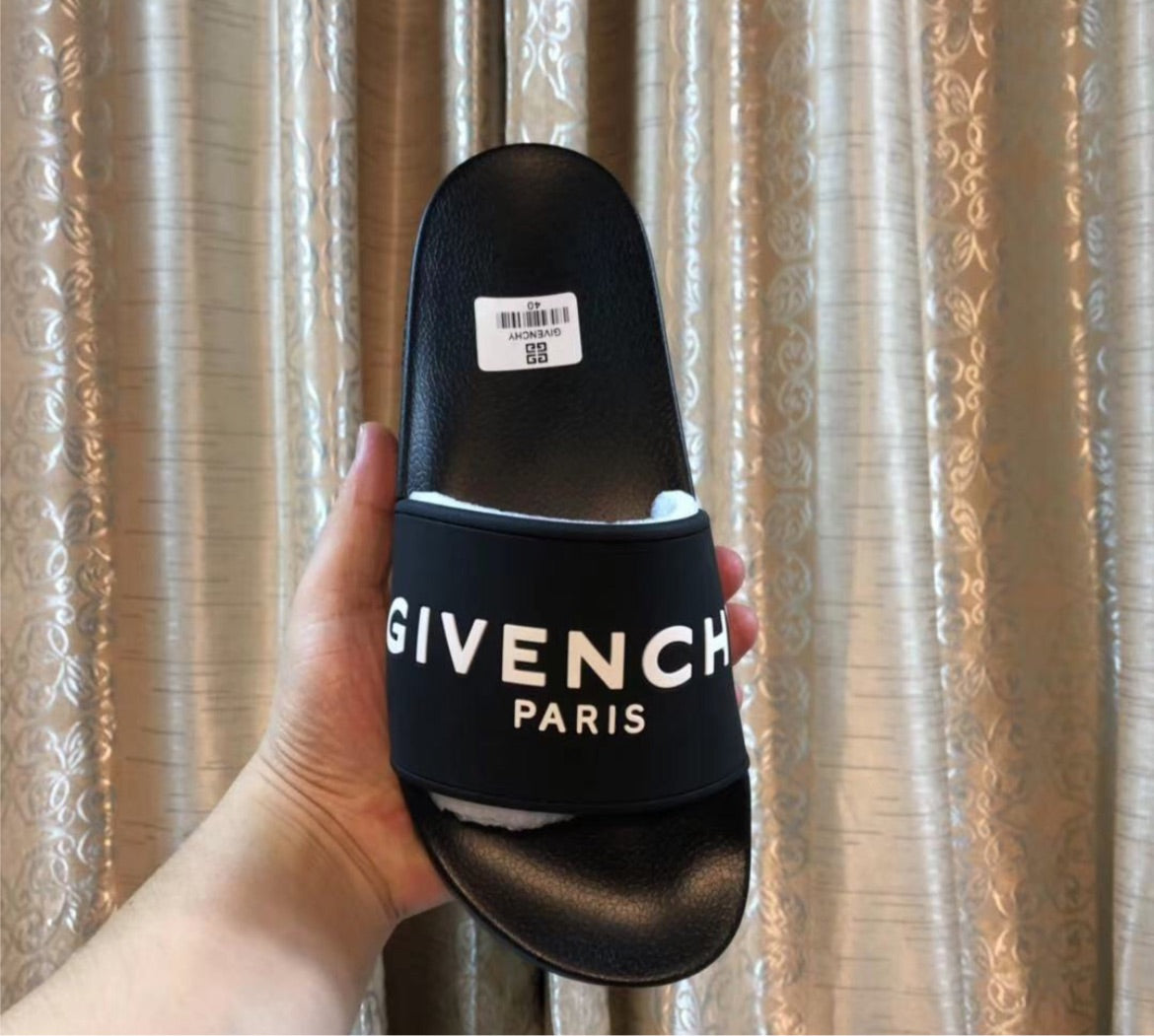 Givenchy slides woman
