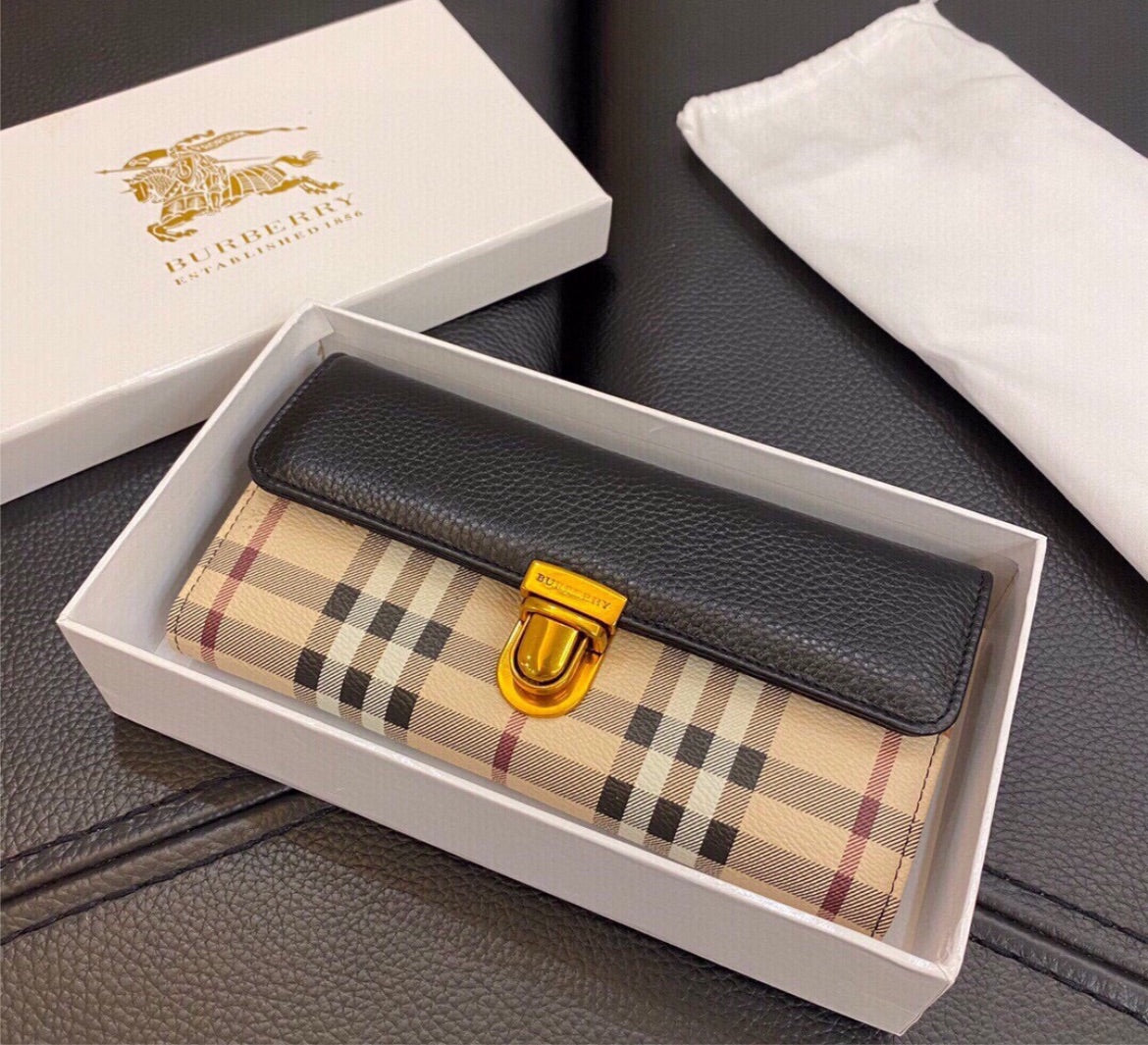 Burberry new wallet