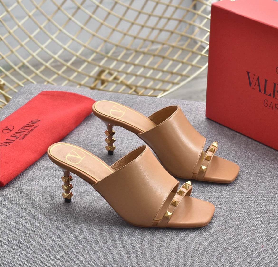 Valentino tan woman shoes