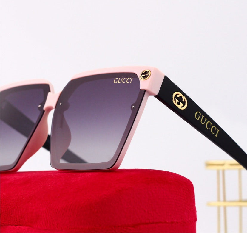 Gucci woman new sunglasses