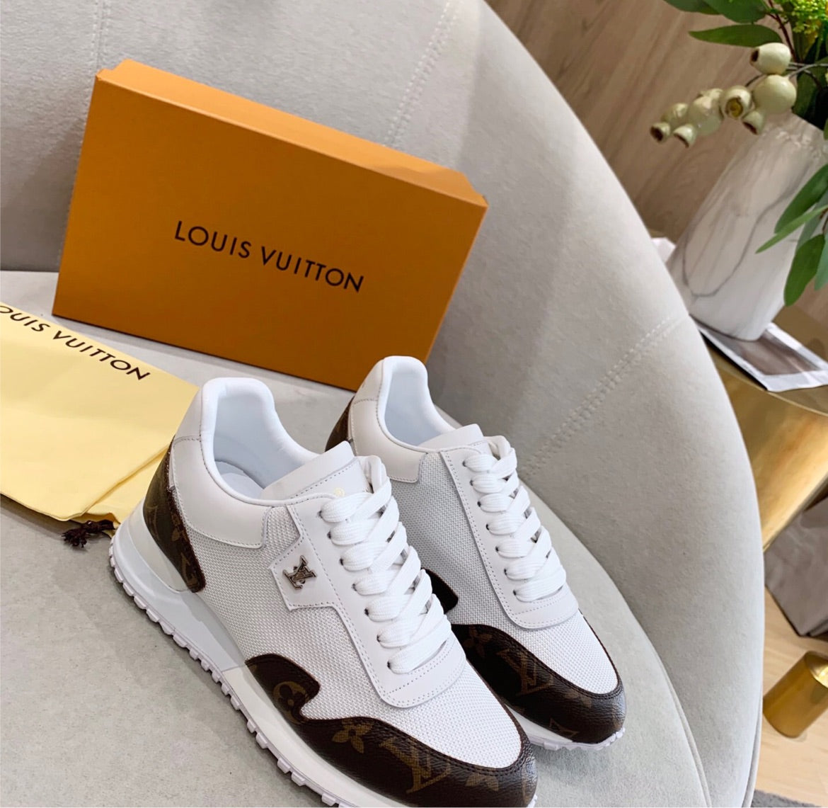 New LV sneaker brown/white