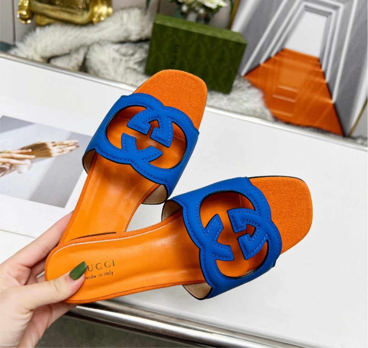 Woman Gucci slide sandal