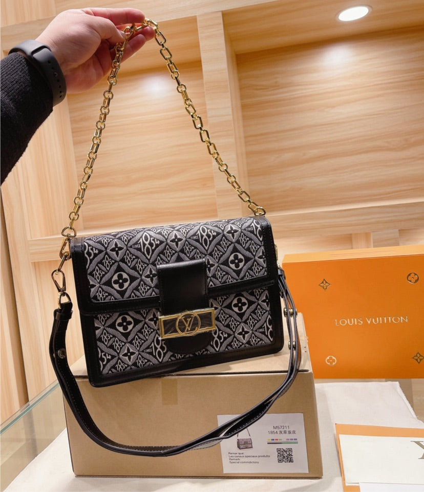 LV crossbody / shoulder handbag