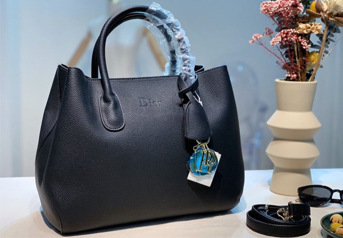 New Dior woman shoulder handbag