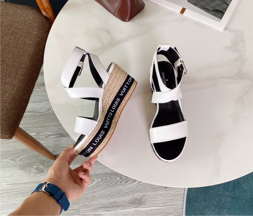 New LV woman Wedge sandal