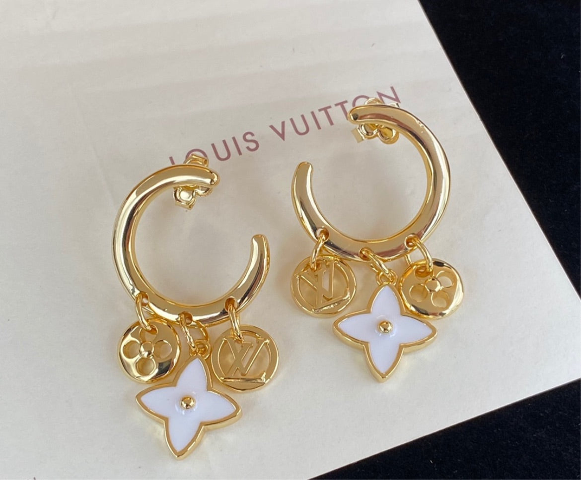 New LV woman earring