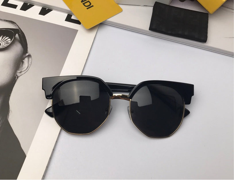 New fendi woman sunglasses