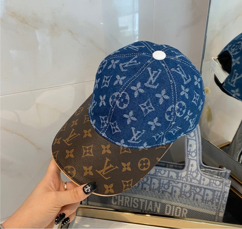 LV woman hat