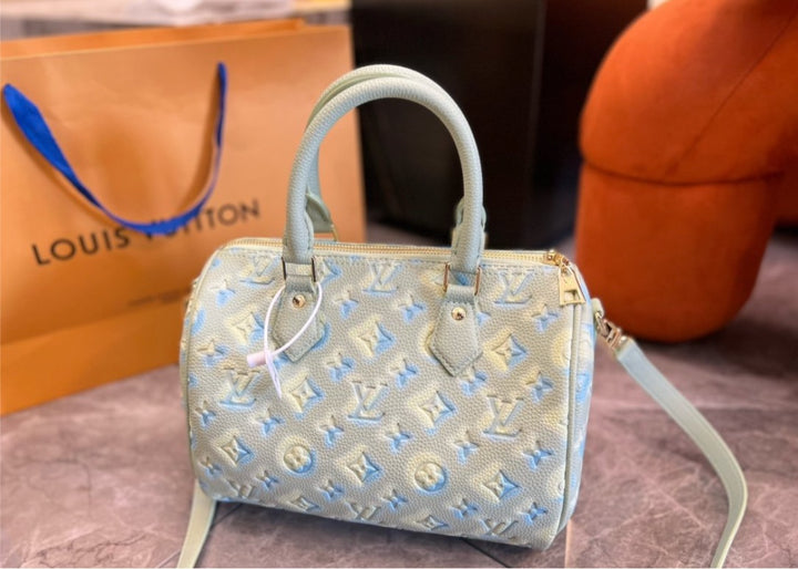 New LV woman shoulder handbag