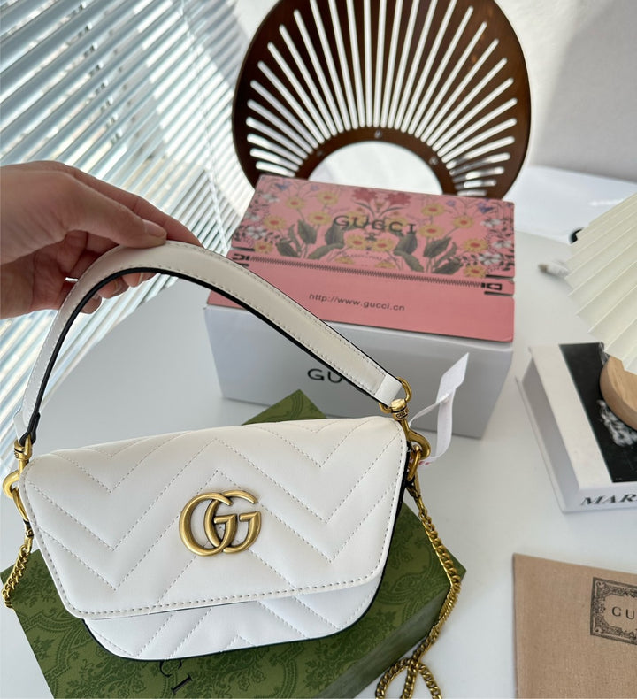 New woman GG shoulder bag