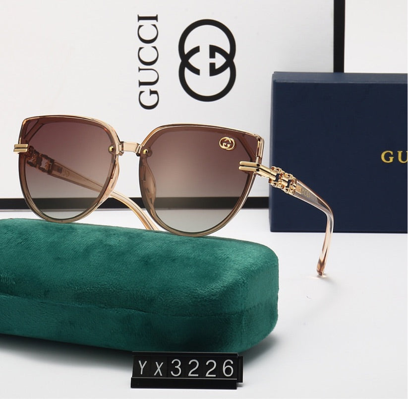 Gucci woman sunglasses