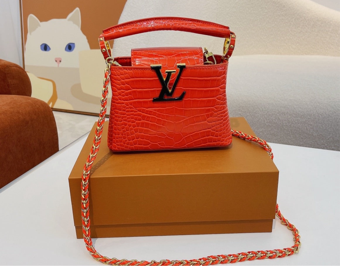 Small LV a shoulder handbag