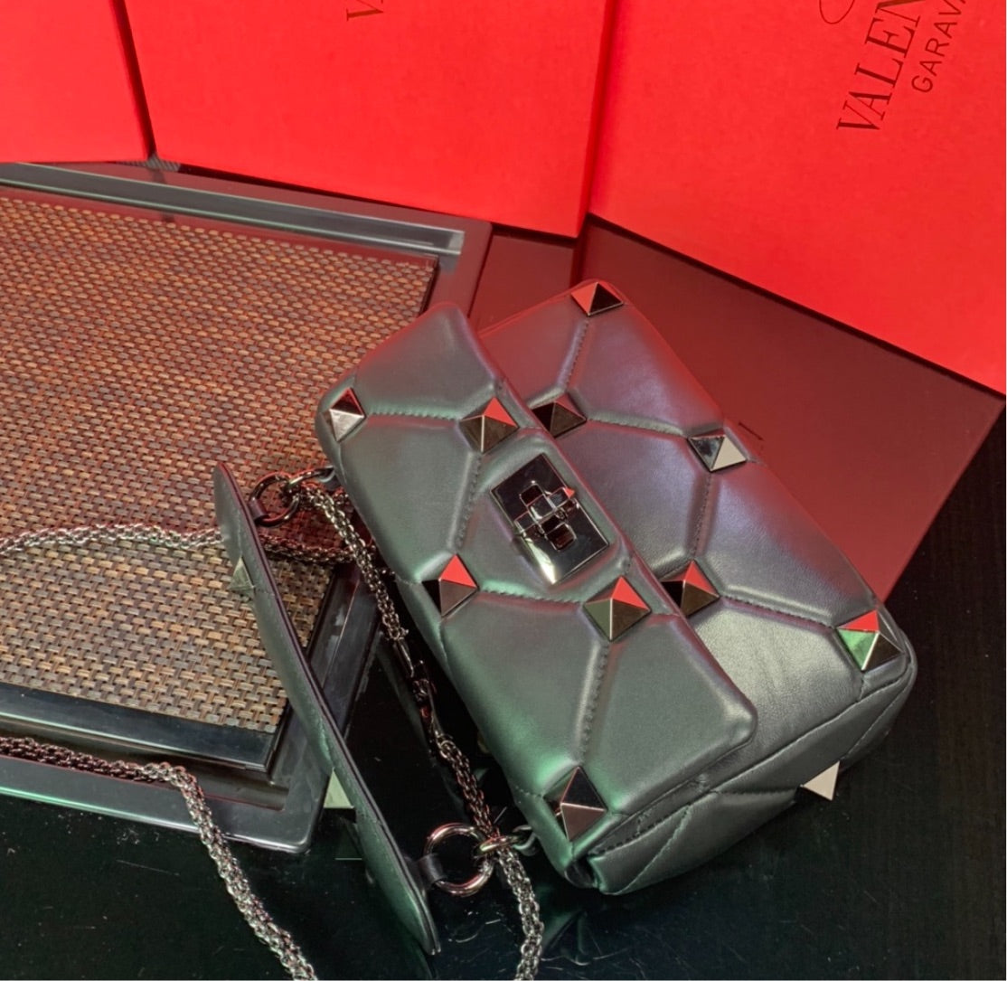 Valentino Woman shoulder handbag