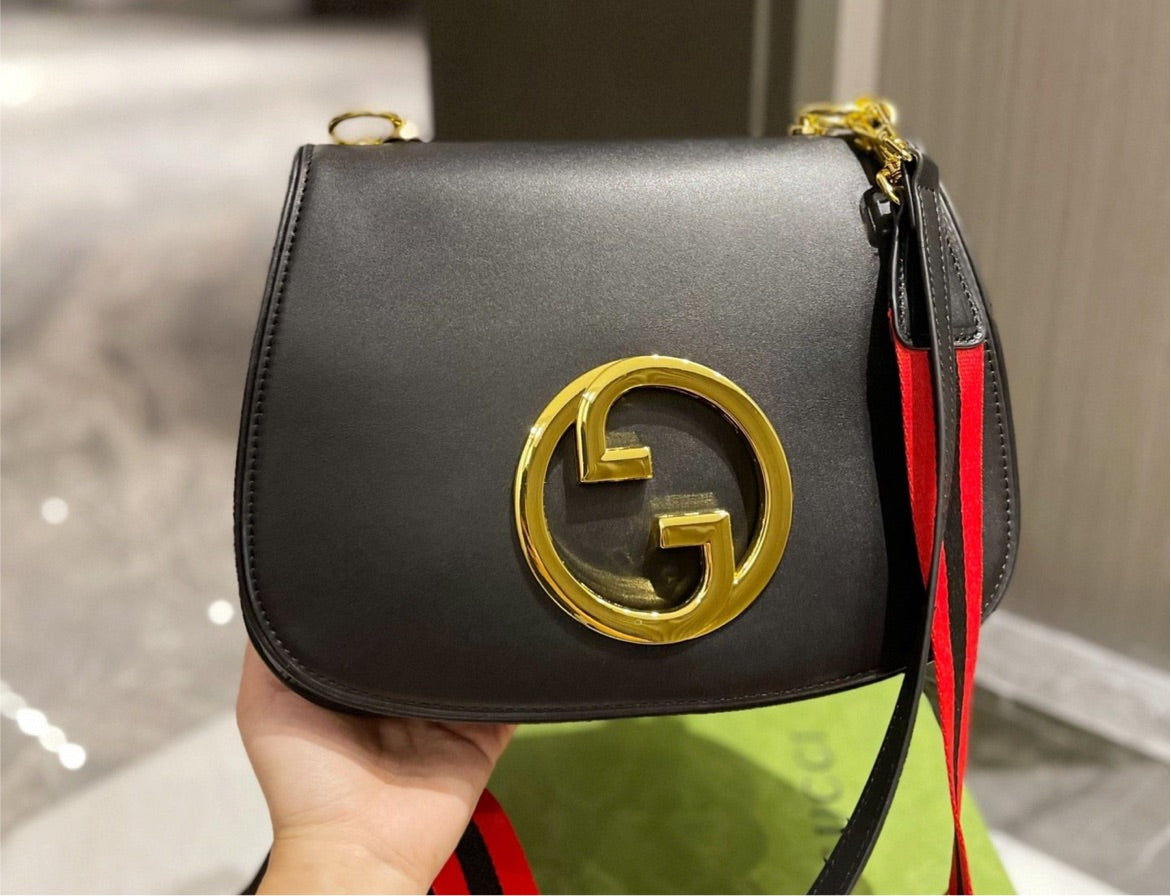 Gucci woman shoulder handbag