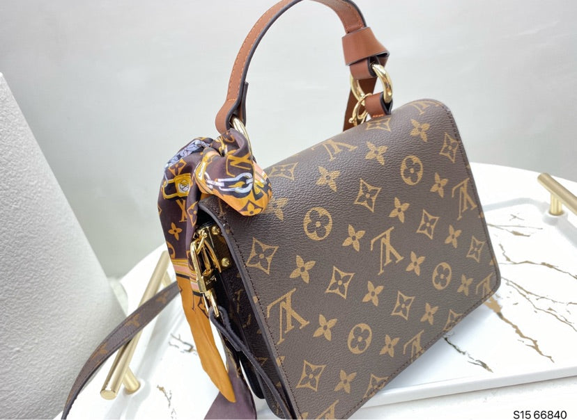 New LV woman shoulder Handbag