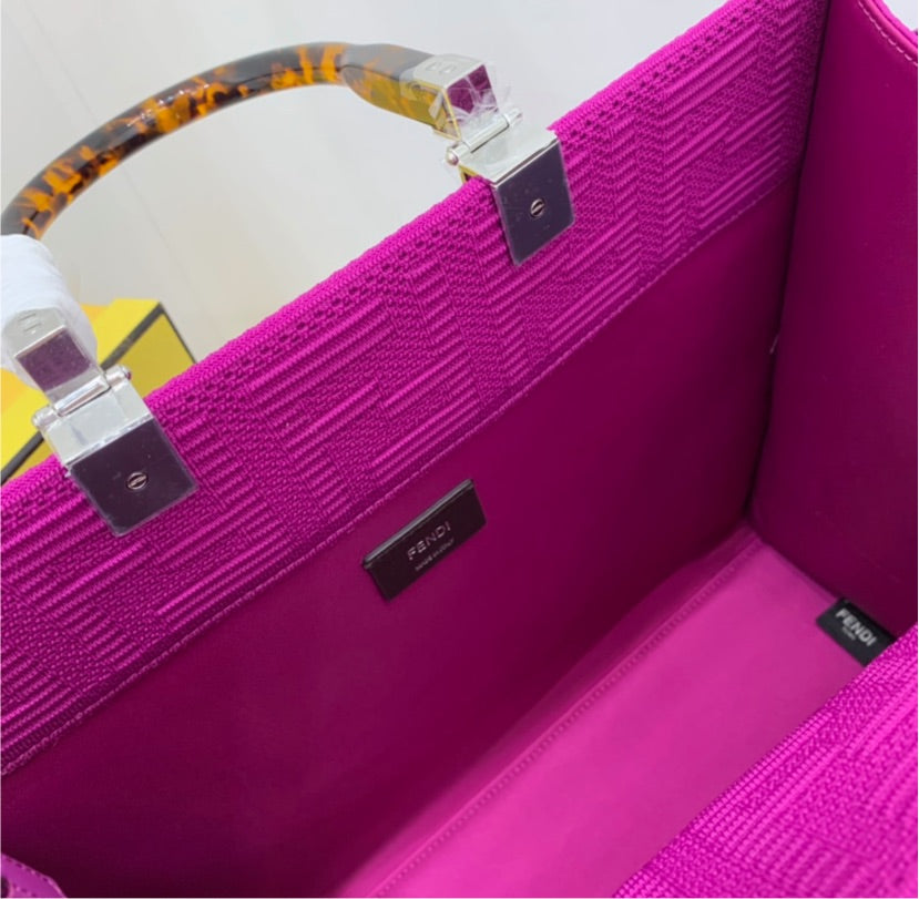 Large new Fendi Handbag