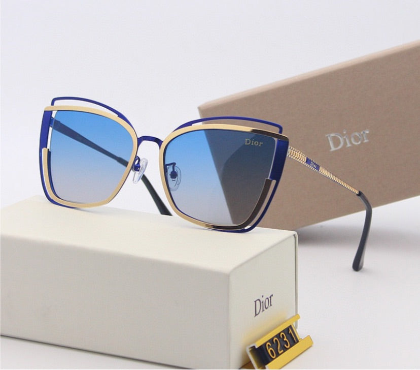 New woman Dior sunglasses