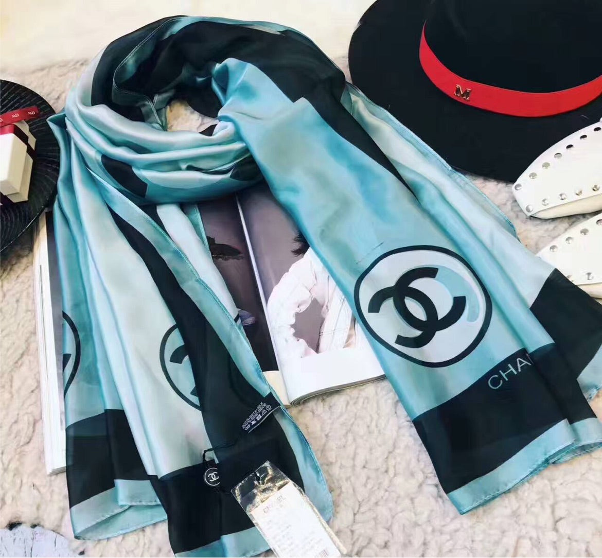 New Chanel woman scarf