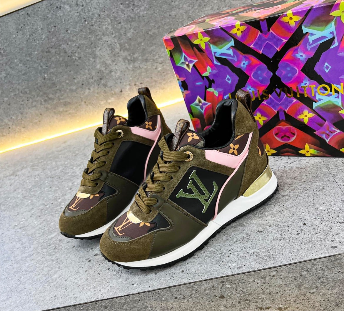 Louis Vuitton woman sneaker