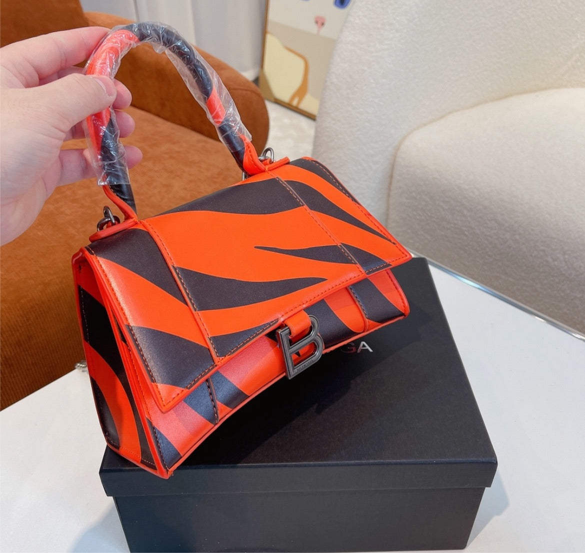 Balenciaga woman shoulder handbag