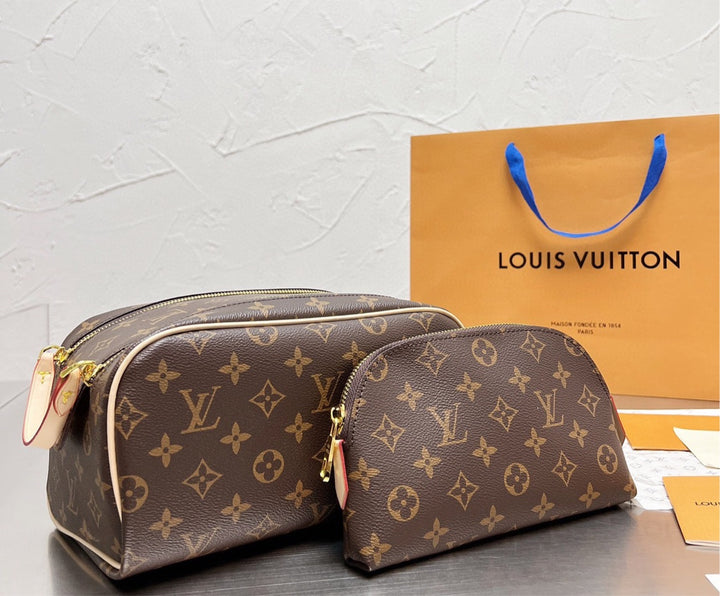 New LV makeup bag 2pc