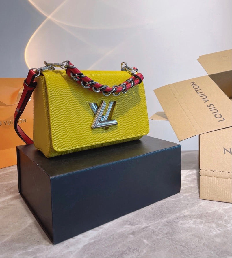 Louis Vuitton trendy crossbody