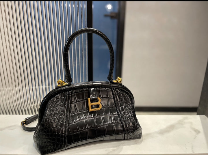 Balenciaga new woman shoulder handbag