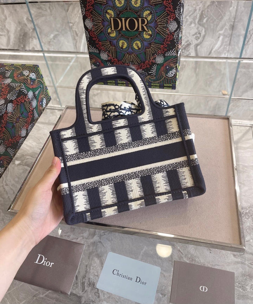 Dior ladies Handbag
