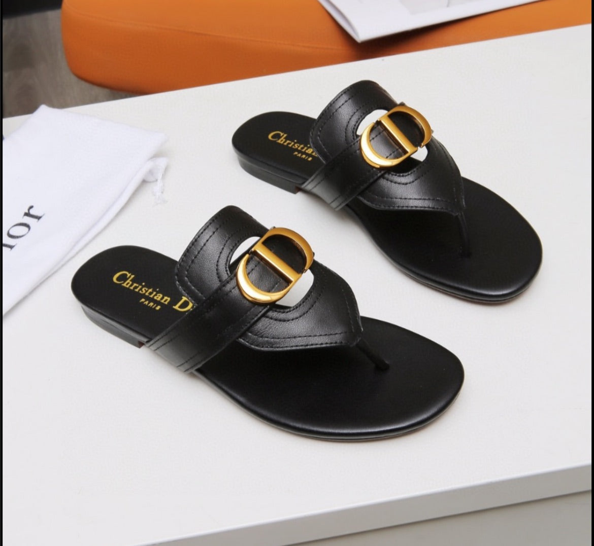 Woman Dior sandals