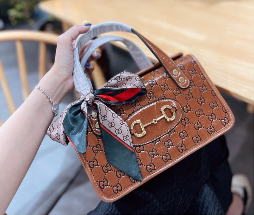 Woman Gucci new shoulder bag