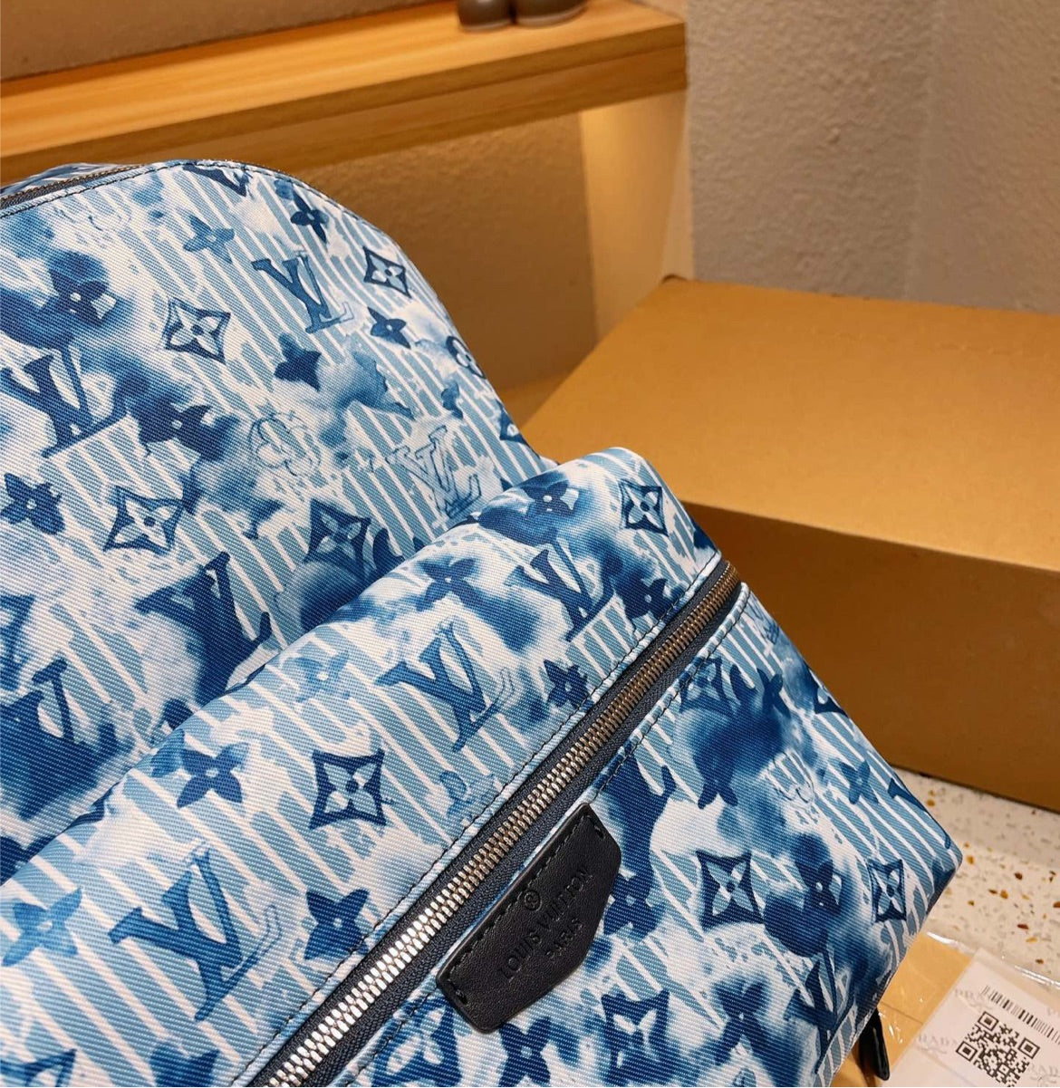 New LV backpack (blue)