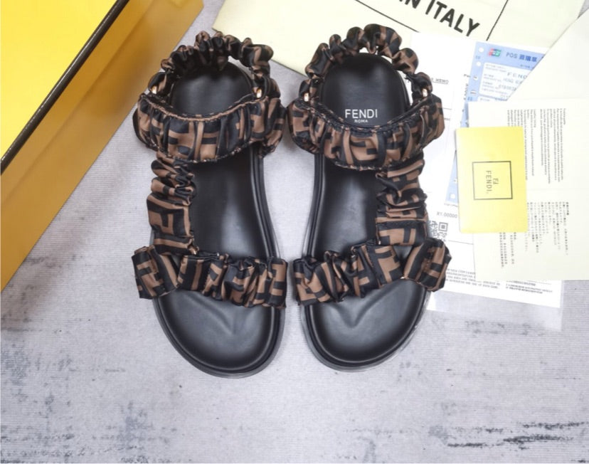 Fendi woman sandals