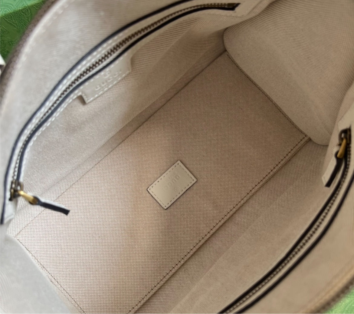 New Gucci shoulder bag