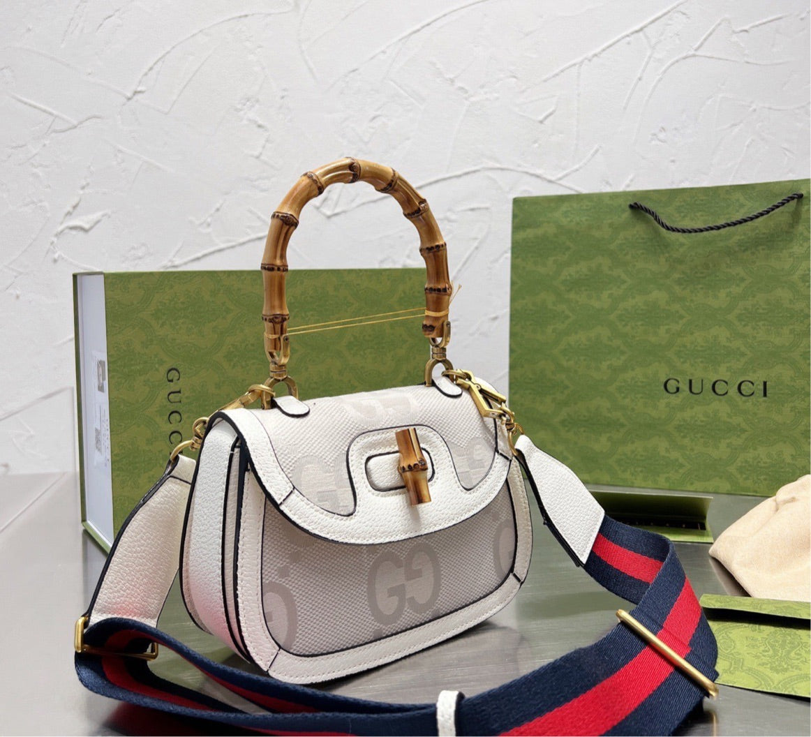 New Gucci woman shoulder handbag