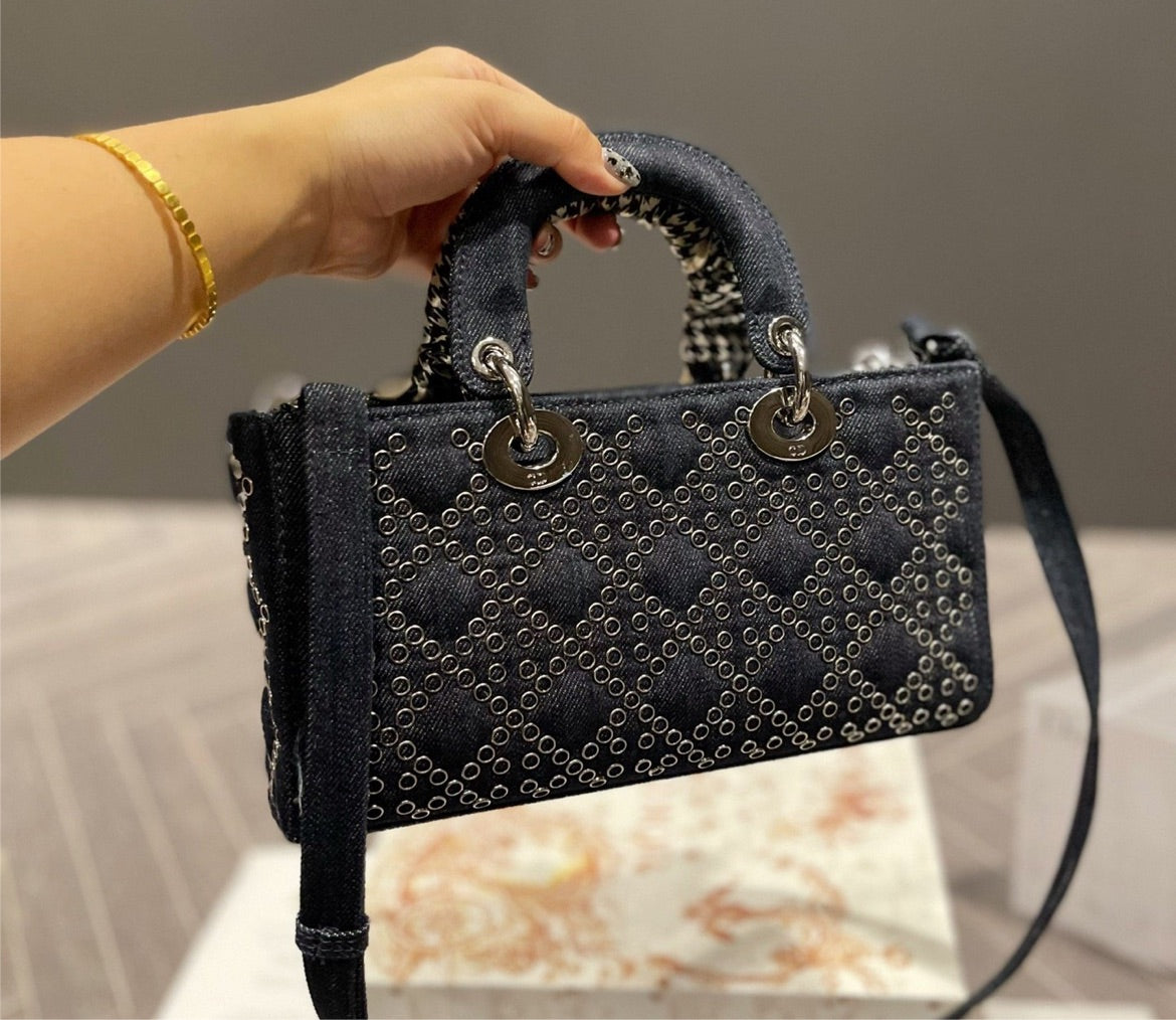 New woman Dior 2022 shoulder handbag