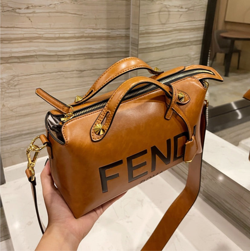 FENDI 2021 new ladies handbag